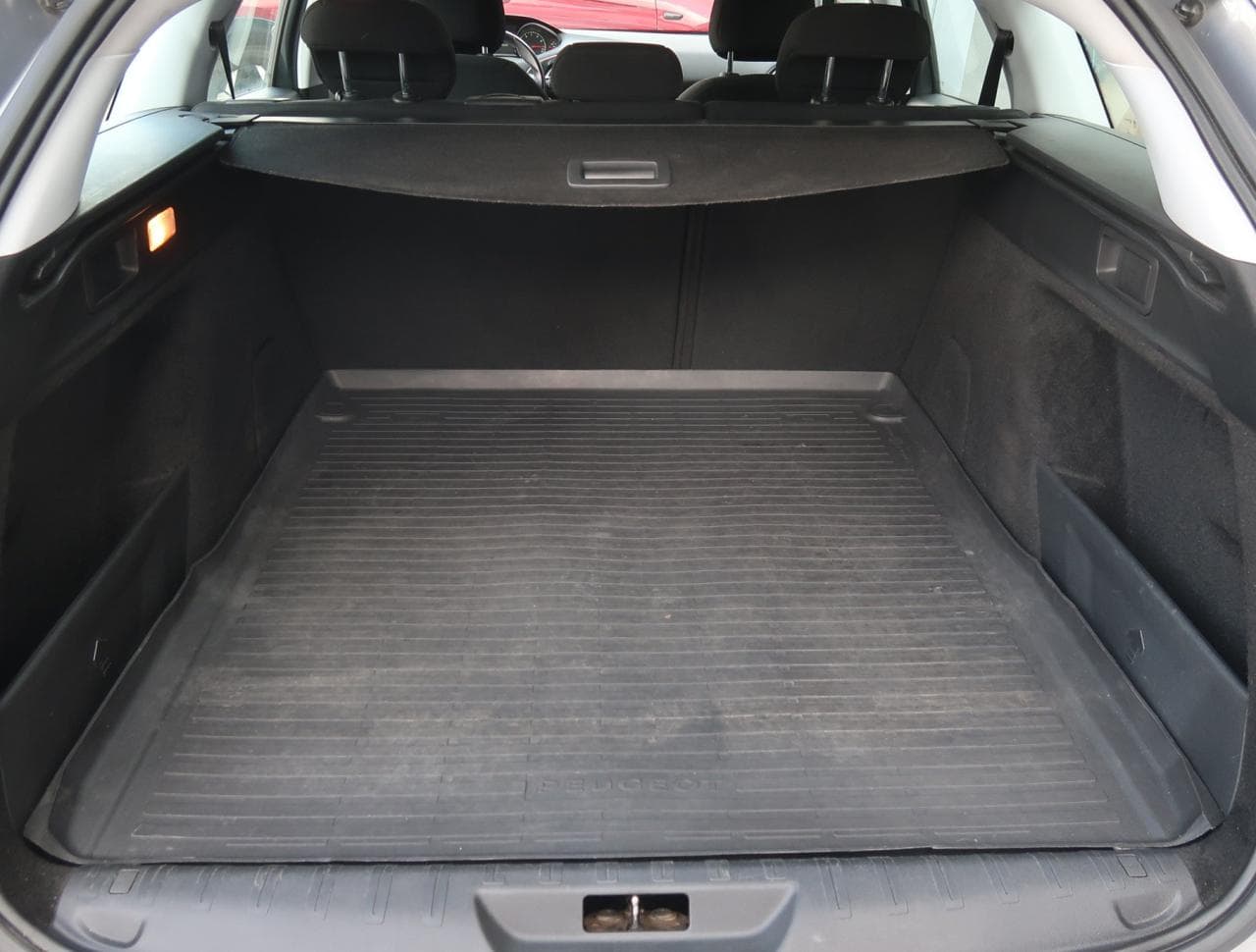 2017 Peugeot 308 - 20
