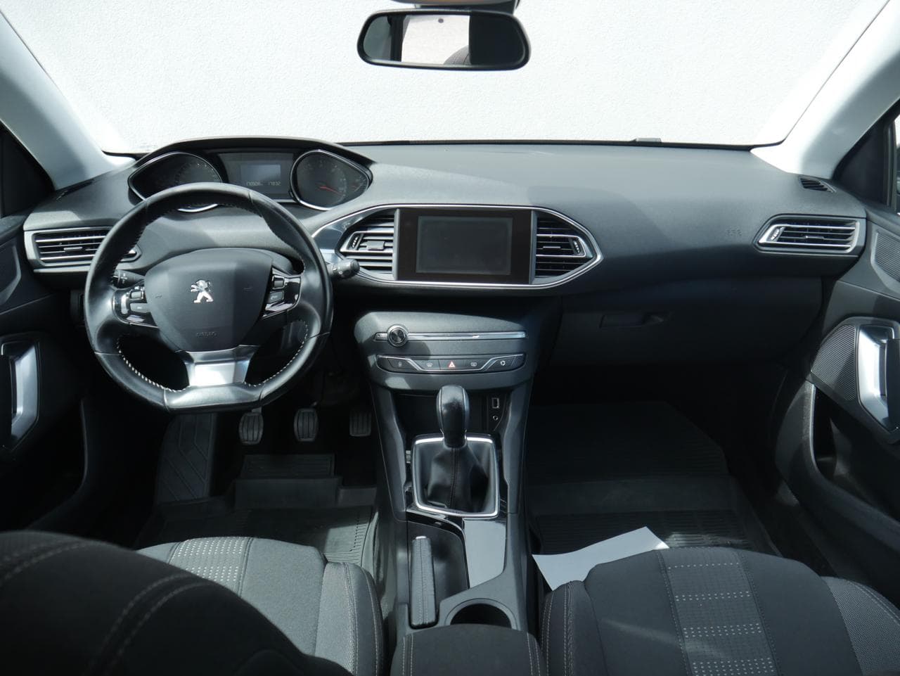 2016 Peugeot 308 - 8