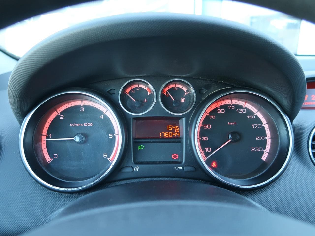 2010 Peugeot 308 - 17