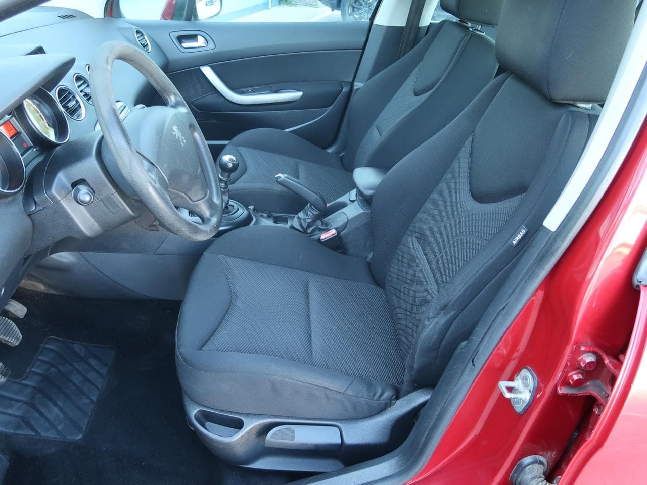 2010 Peugeot 308 - 16