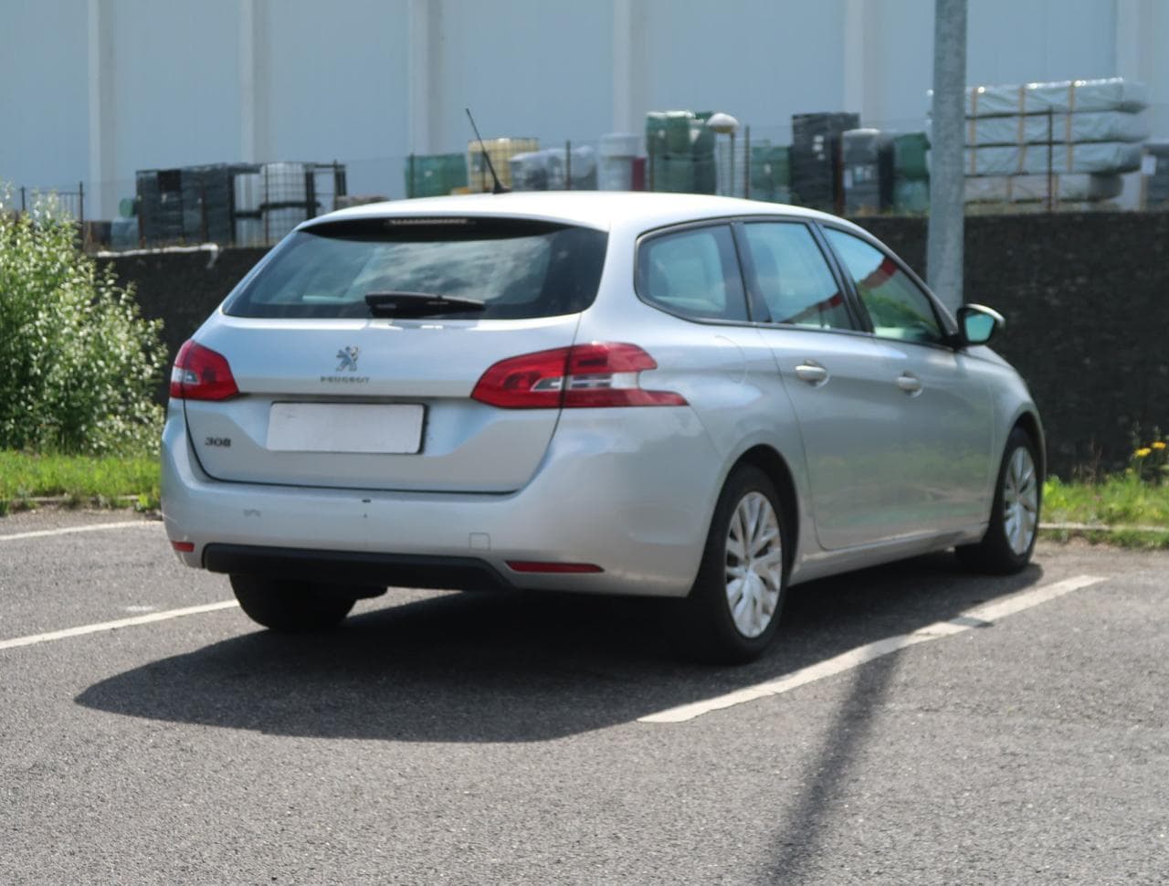 2015 Peugeot 308 - 13