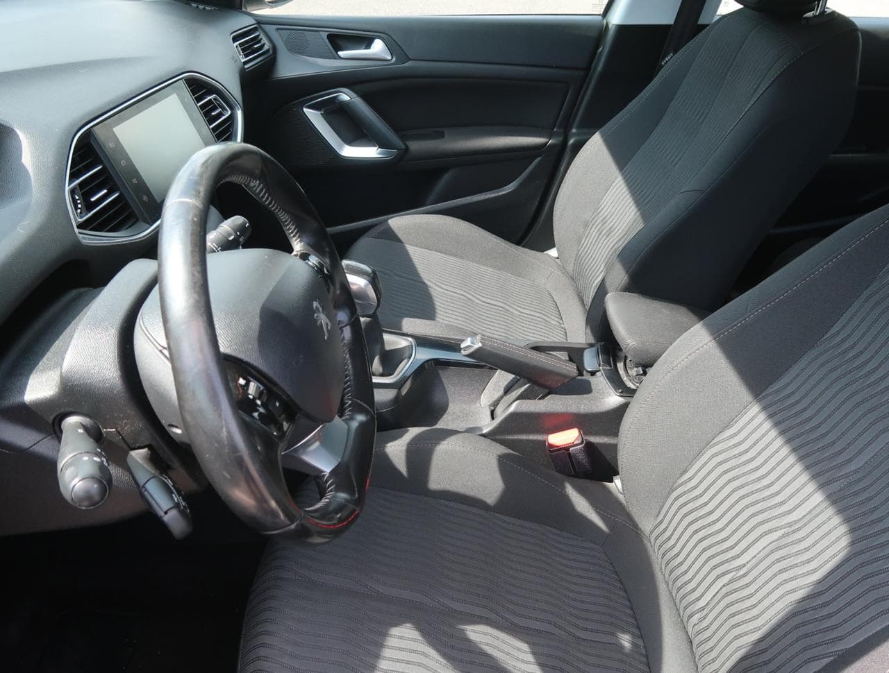 2015 Peugeot 308 - 30