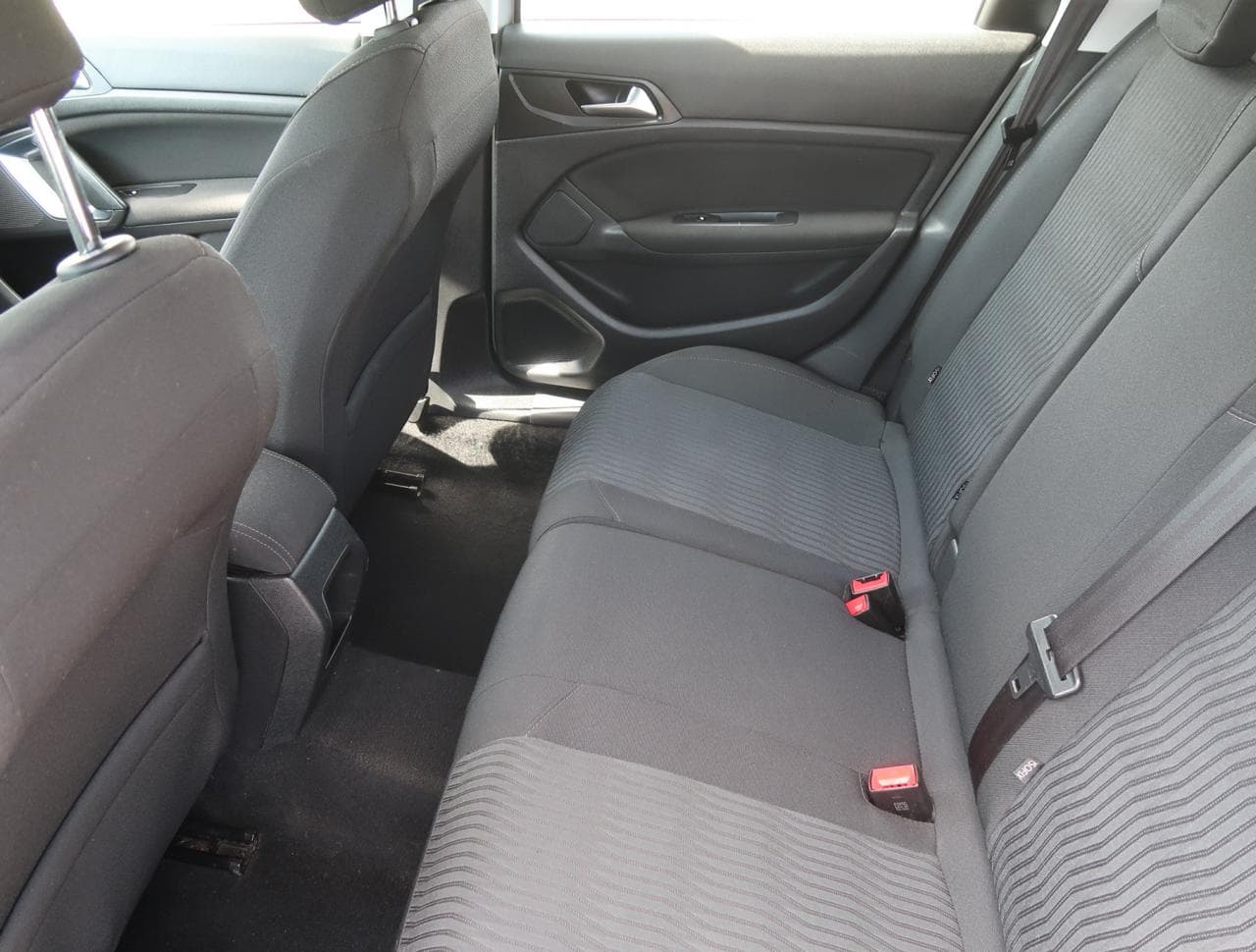 2015 Peugeot 308 - 28