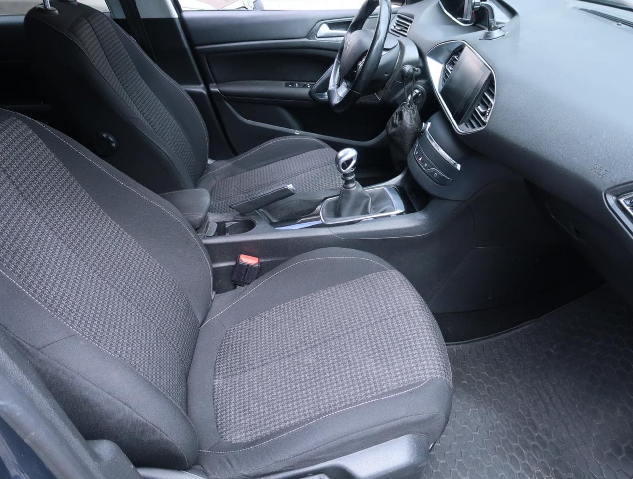 2019 Peugeot 308 - 20