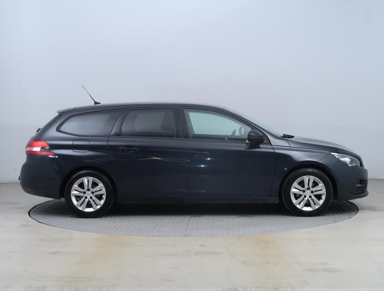 2019 Peugeot 308 - 14