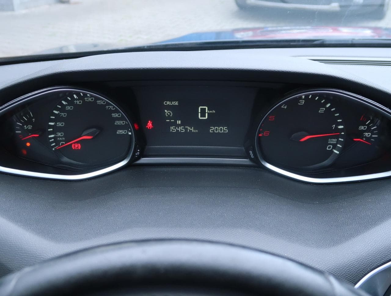 2019 Peugeot 308 - 29