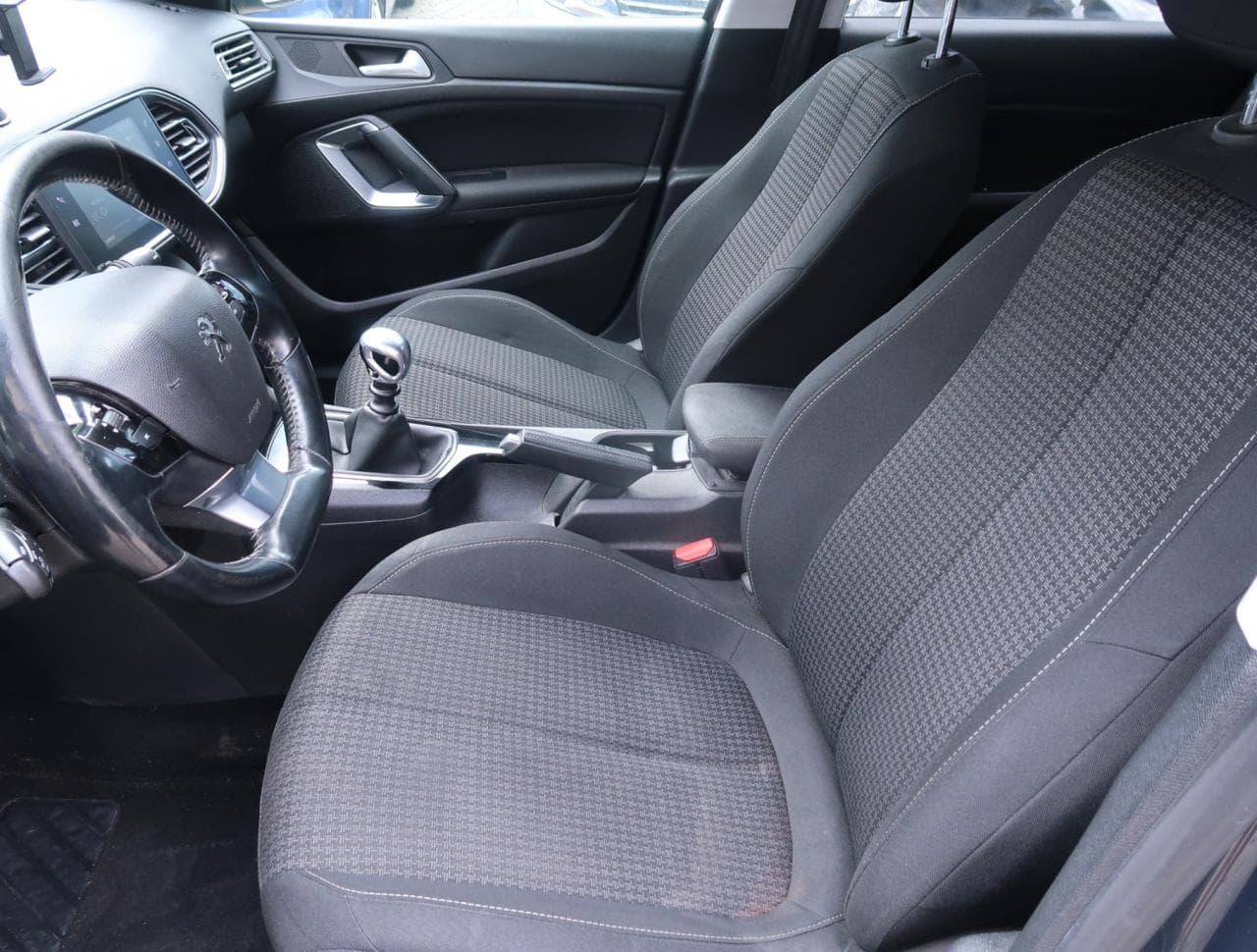 2019 Peugeot 308 - 28