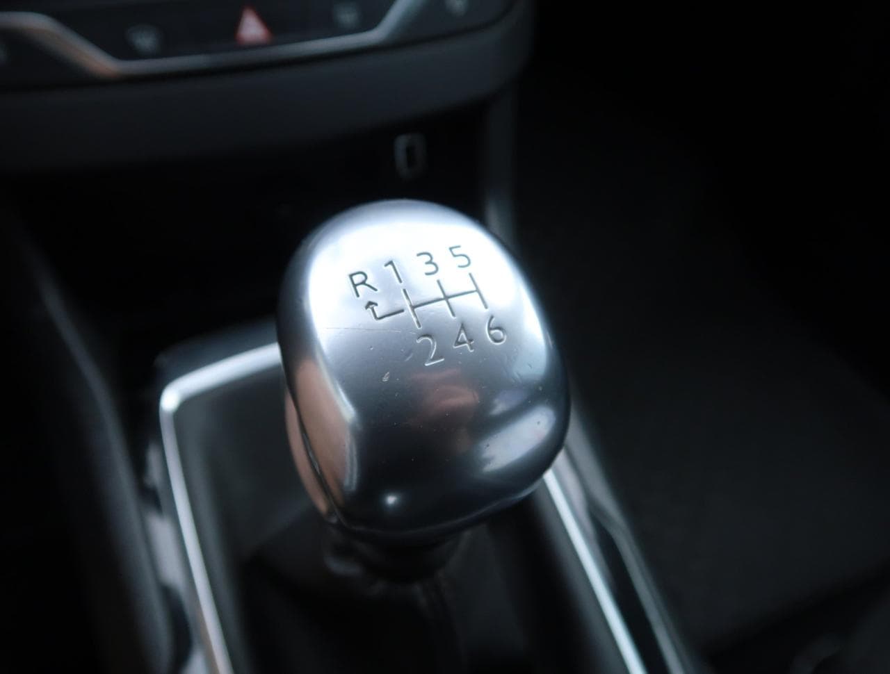 2019 Peugeot 308 - 33