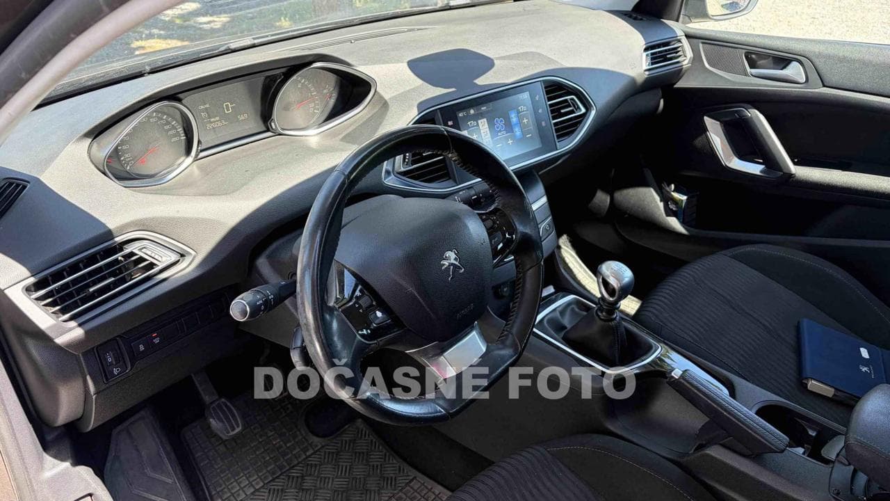 2014 Peugeot 308 - 5