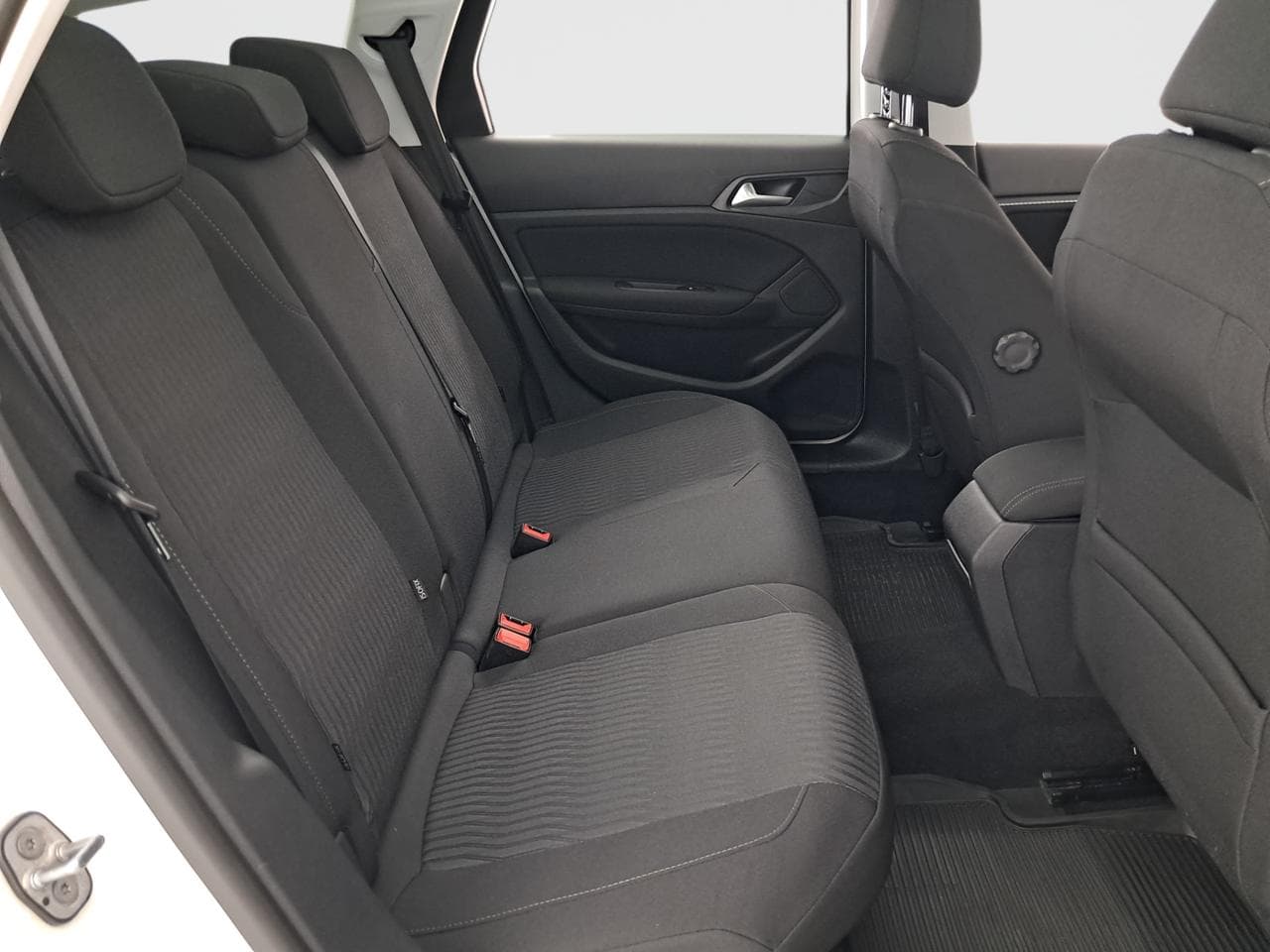 2015 Peugeot 308 - 13