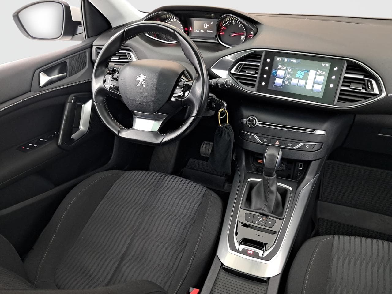2015 Peugeot 308 - 9