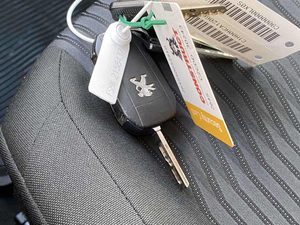 2015 Peugeot 308 - 17