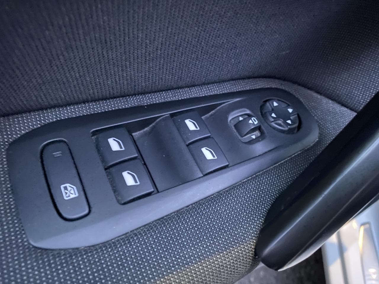 2019 Peugeot 308 - 11