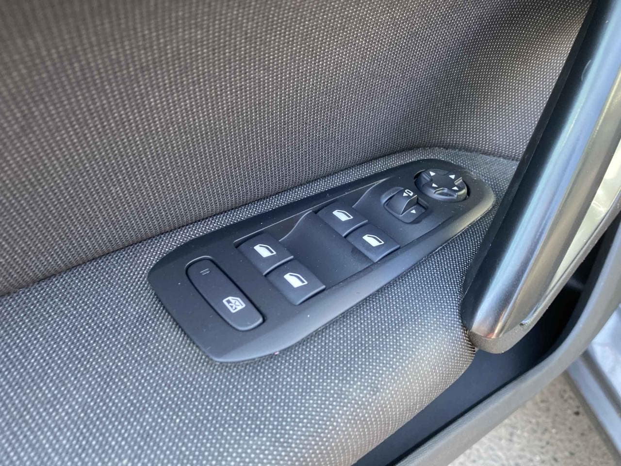 2018 Peugeot 308 - 13