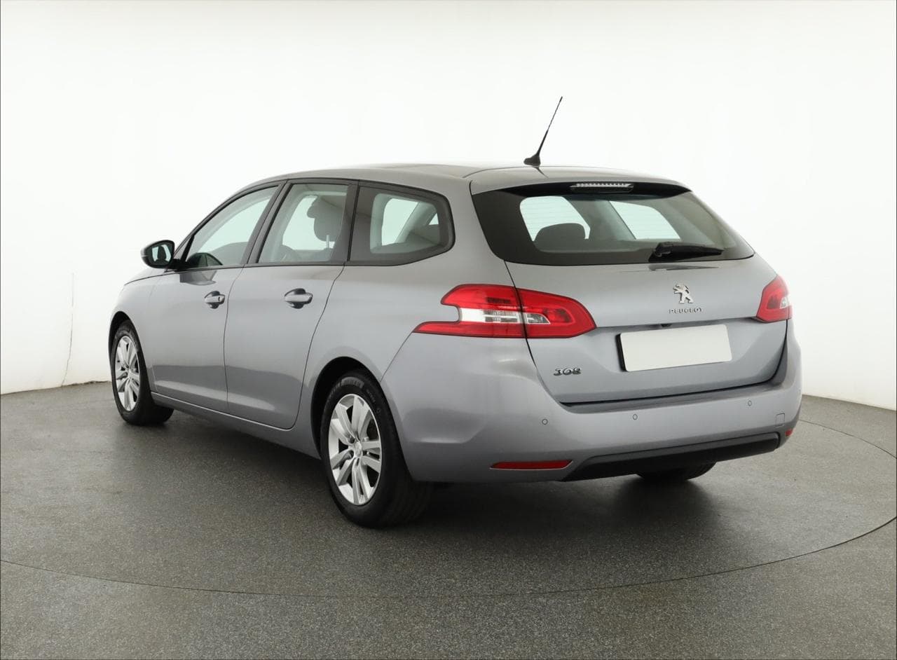 2020 Peugeot 308 - 5