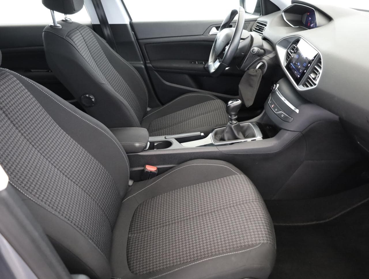 2020 Peugeot 308 - 10