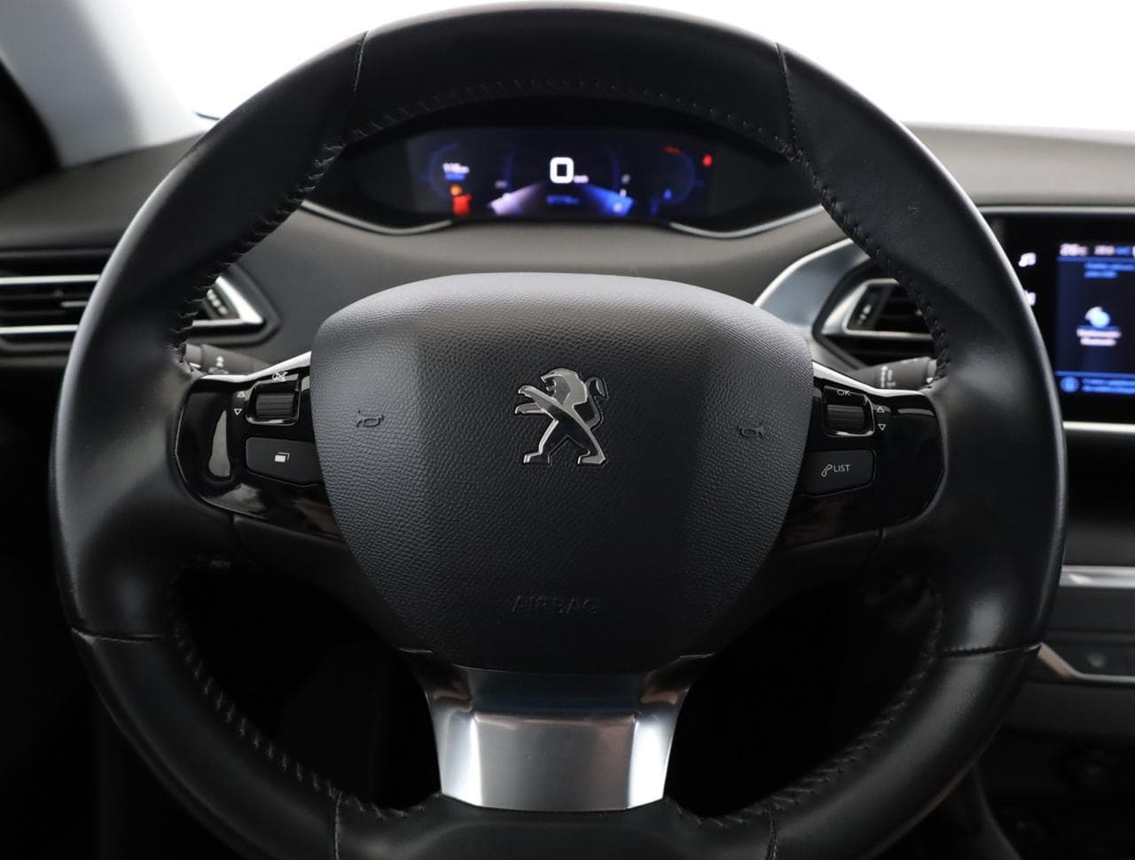 2020 Peugeot 308 - 14