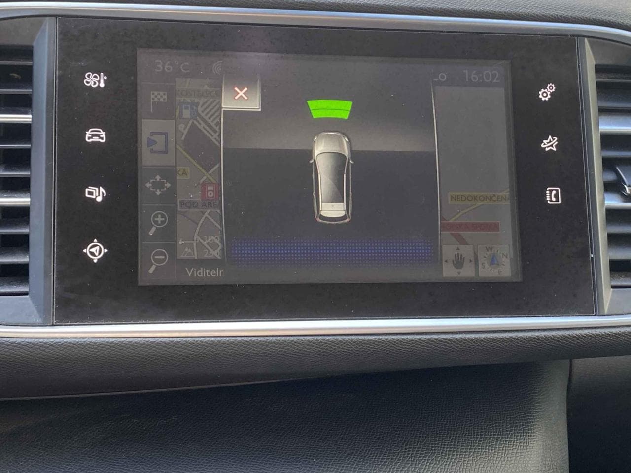 2016 Peugeot 308 - 15