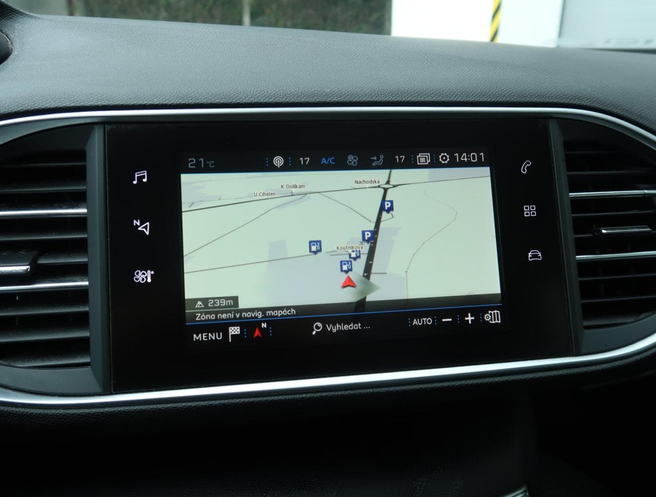 2019 Peugeot 308 - 19