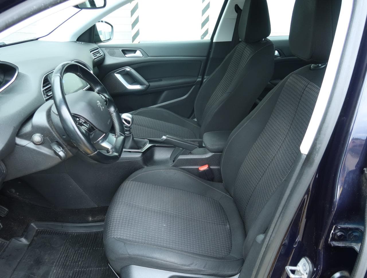 2019 Peugeot 308 - 16