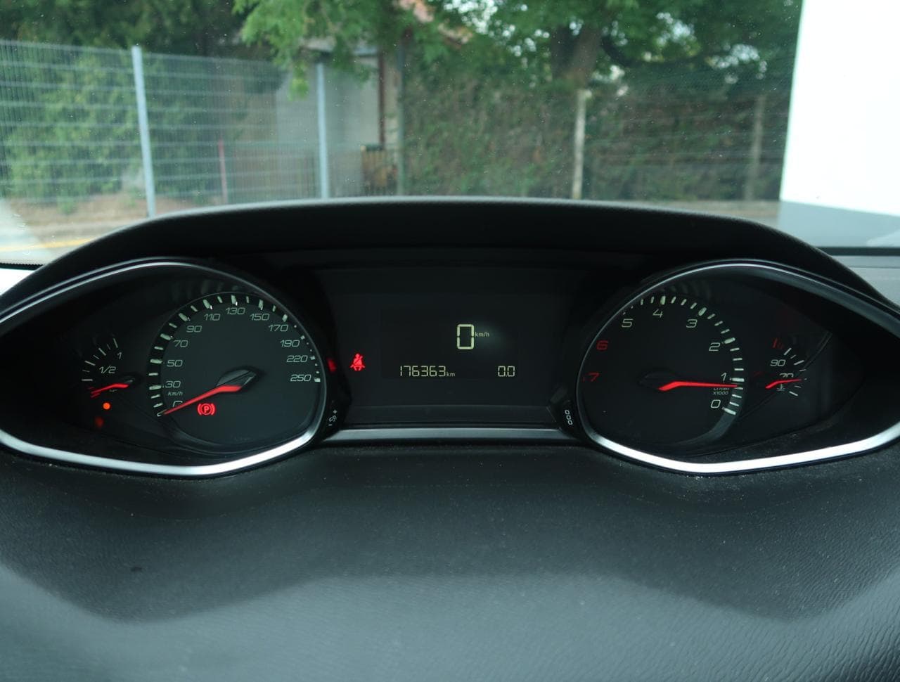 2019 Peugeot 308 - 17