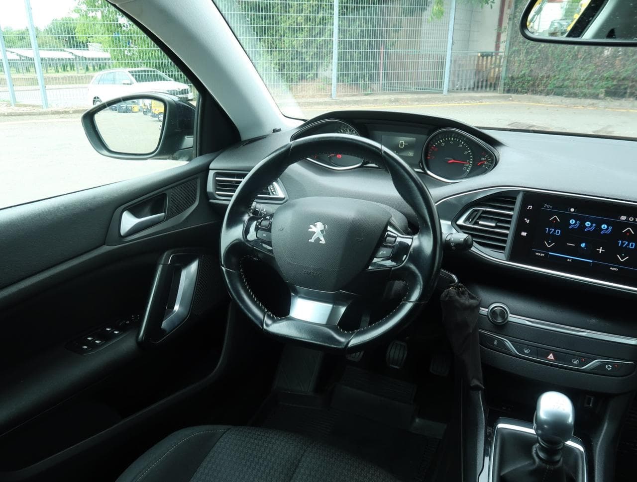 2019 Peugeot 308 - 9
