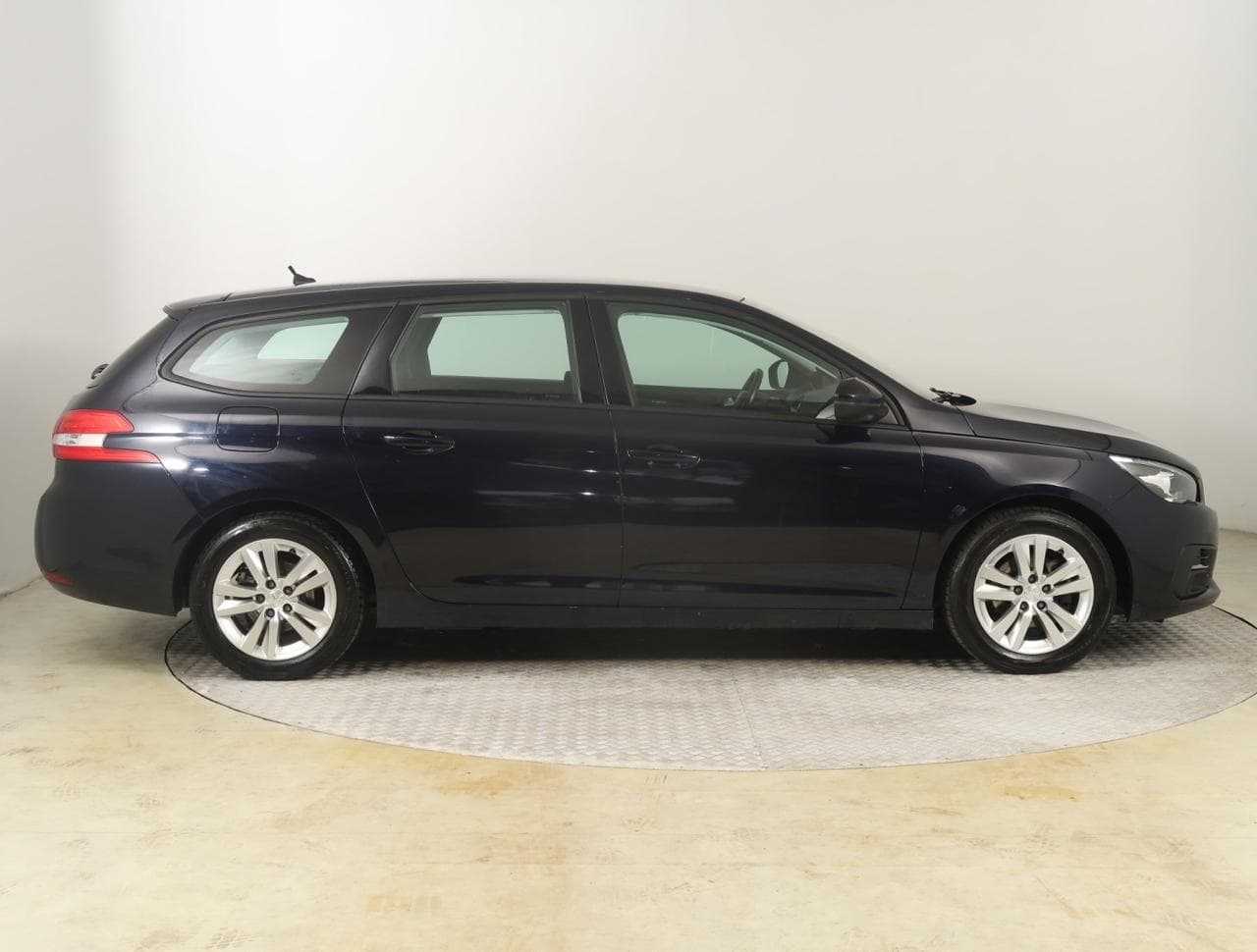 2019 Peugeot 308 - 8