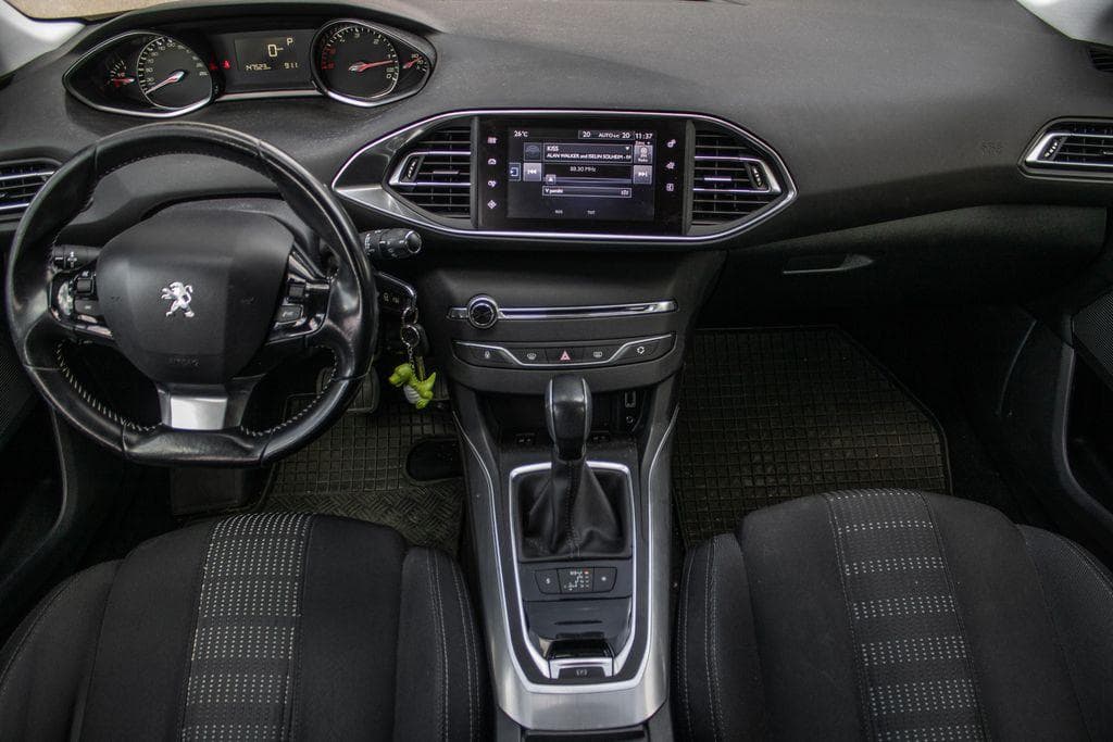 2016 Peugeot 308 - 9