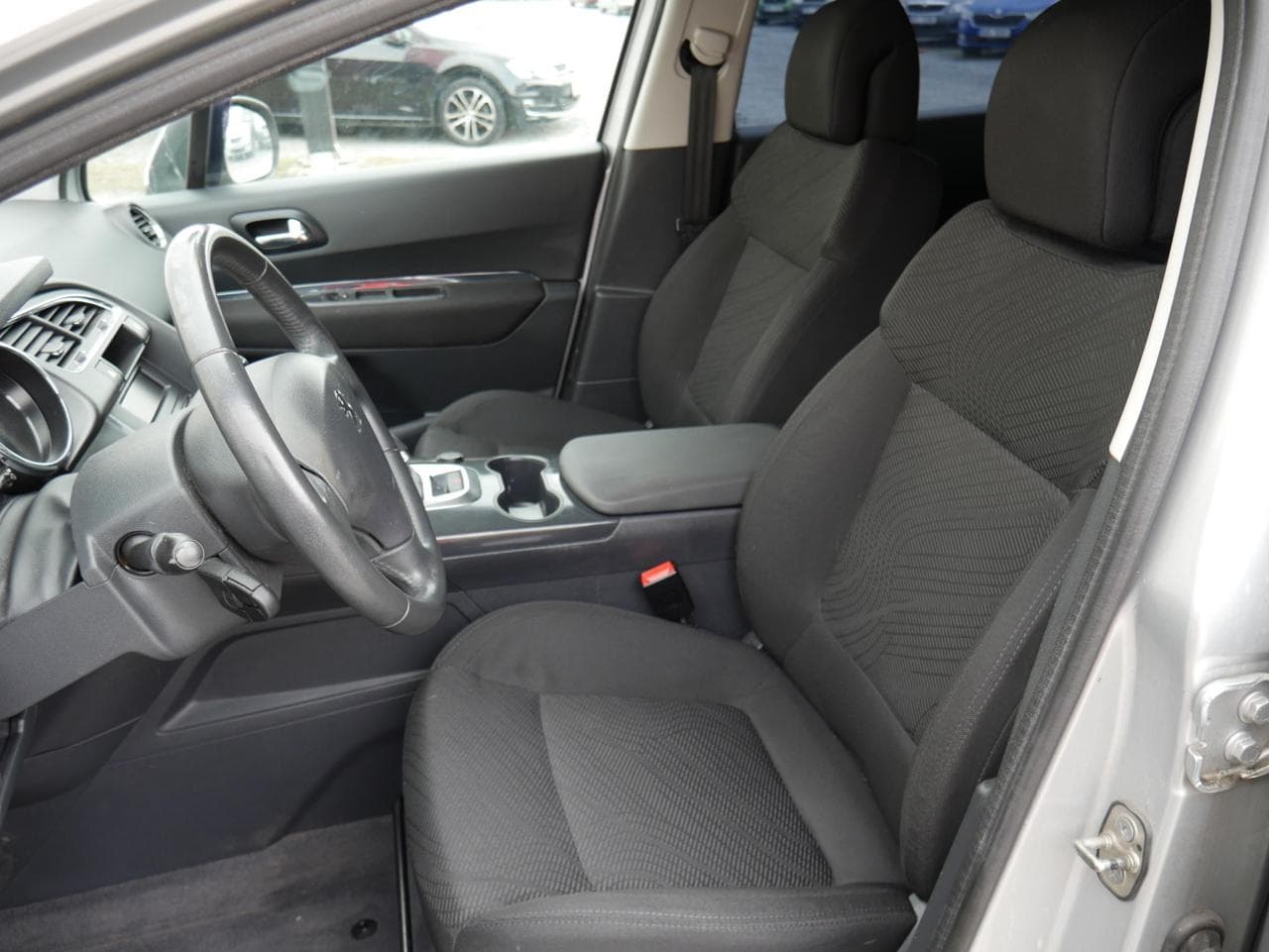 2011 Peugeot 3008 - 9