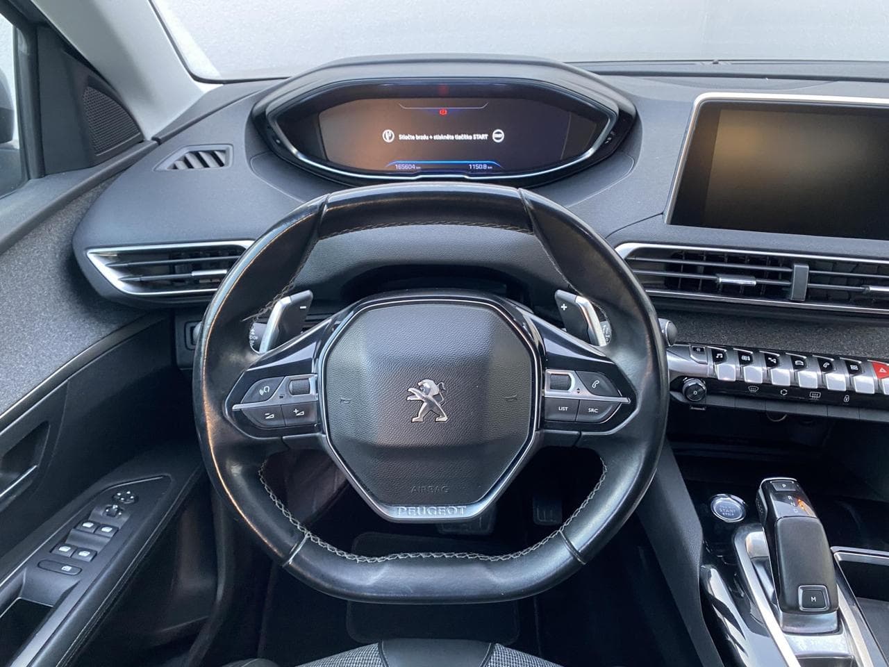 2019 Peugeot 3008 - 11