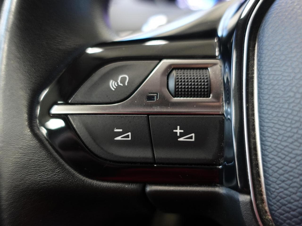 2019 Peugeot 3008 - 16