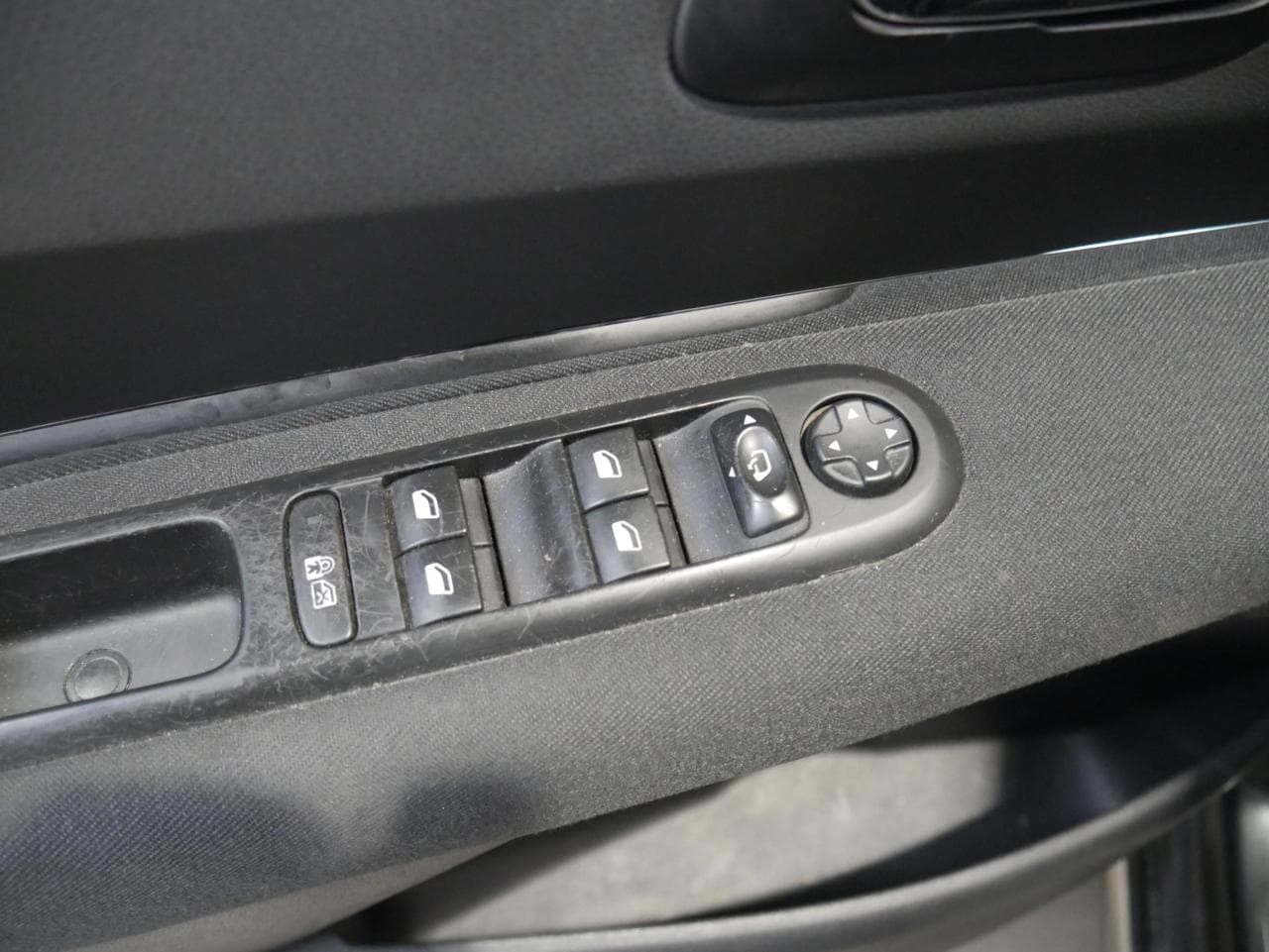 2014 Peugeot 3008 - 11