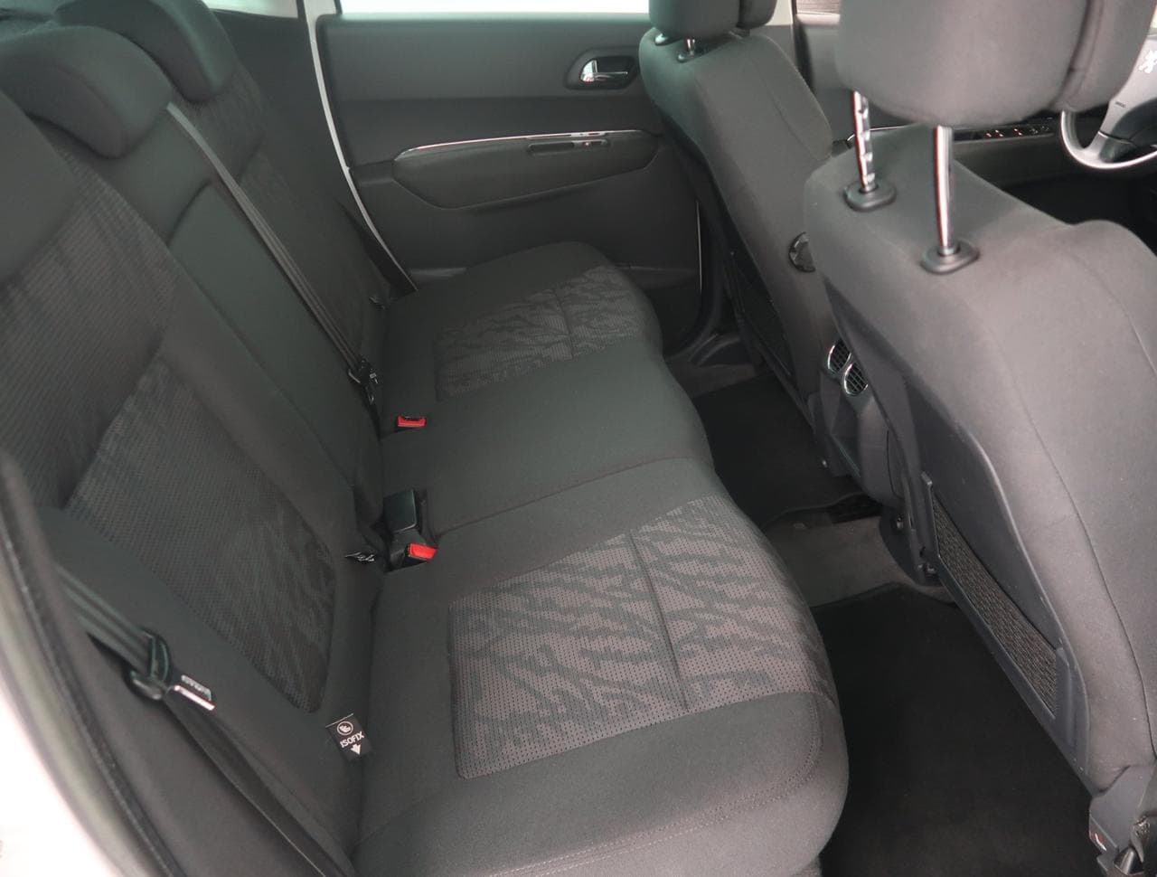 2012 Peugeot 3008 - 13