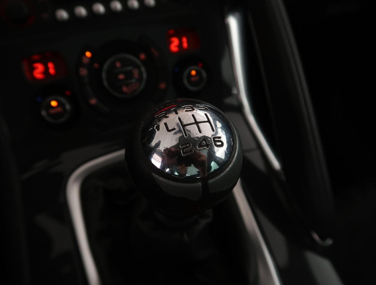 2012 Peugeot 3008 - 19