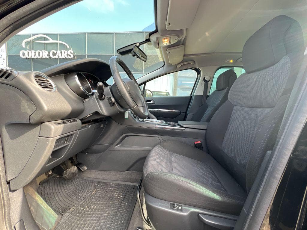 2010 Peugeot 3008 - 14