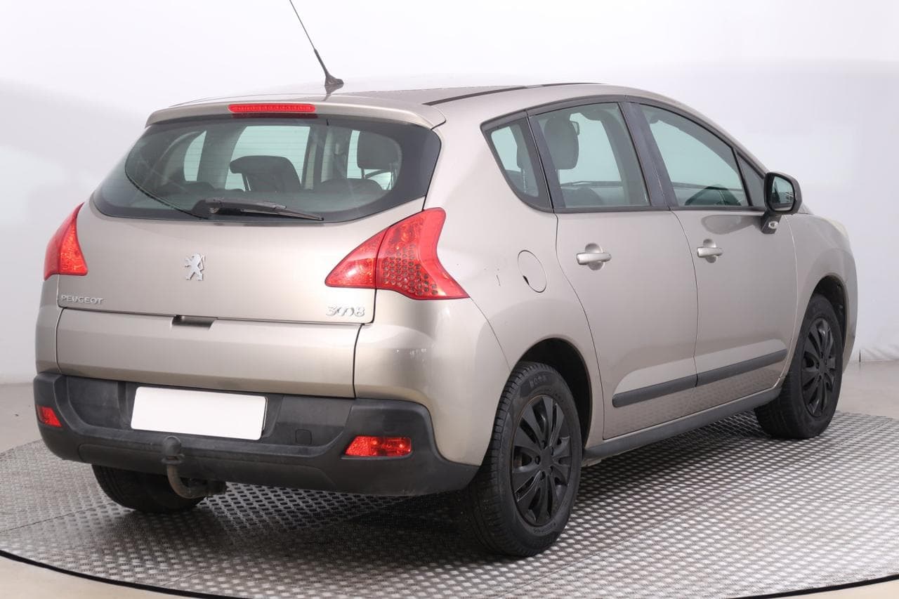 2011 Peugeot 3008 - 7