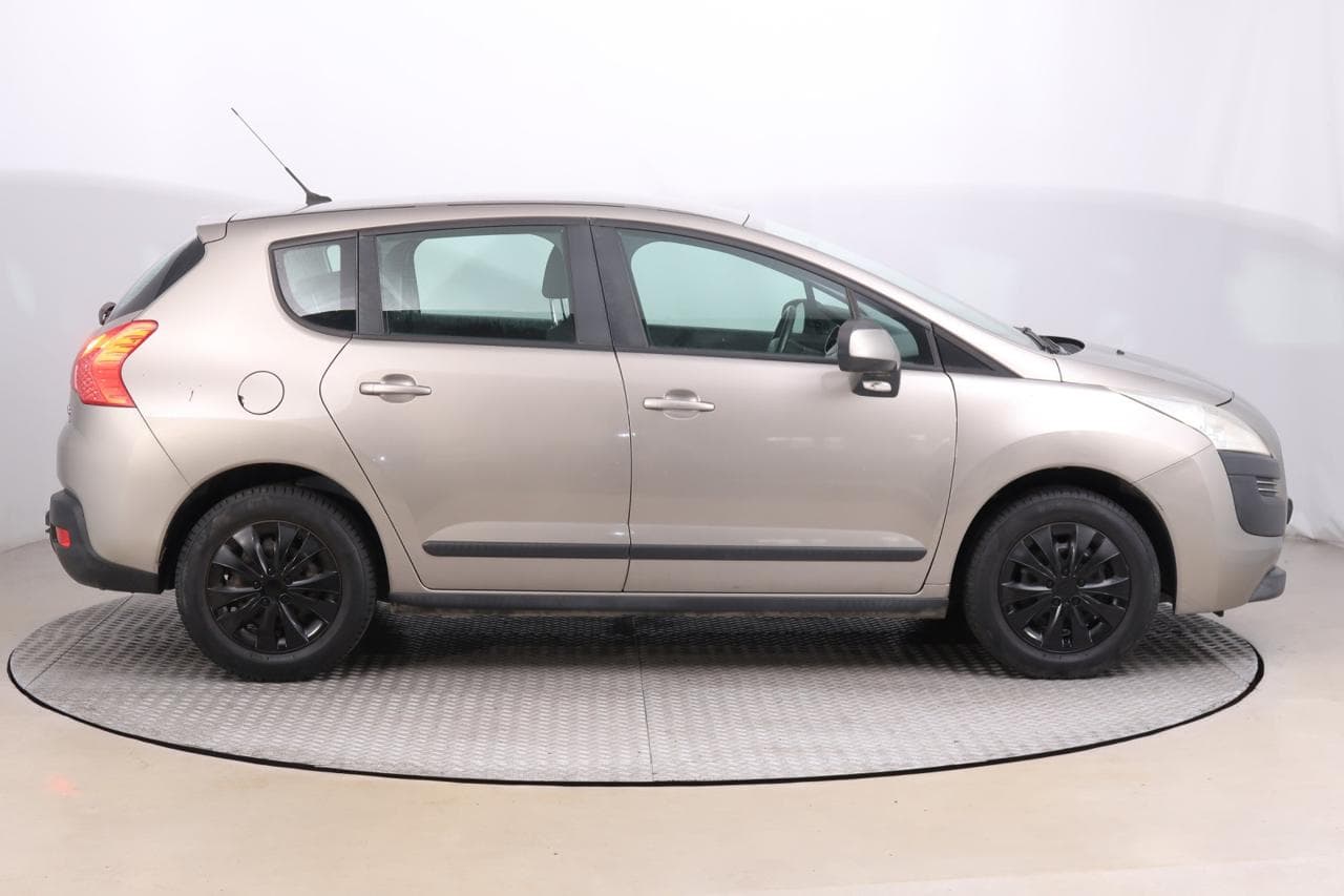 2011 Peugeot 3008 - 8