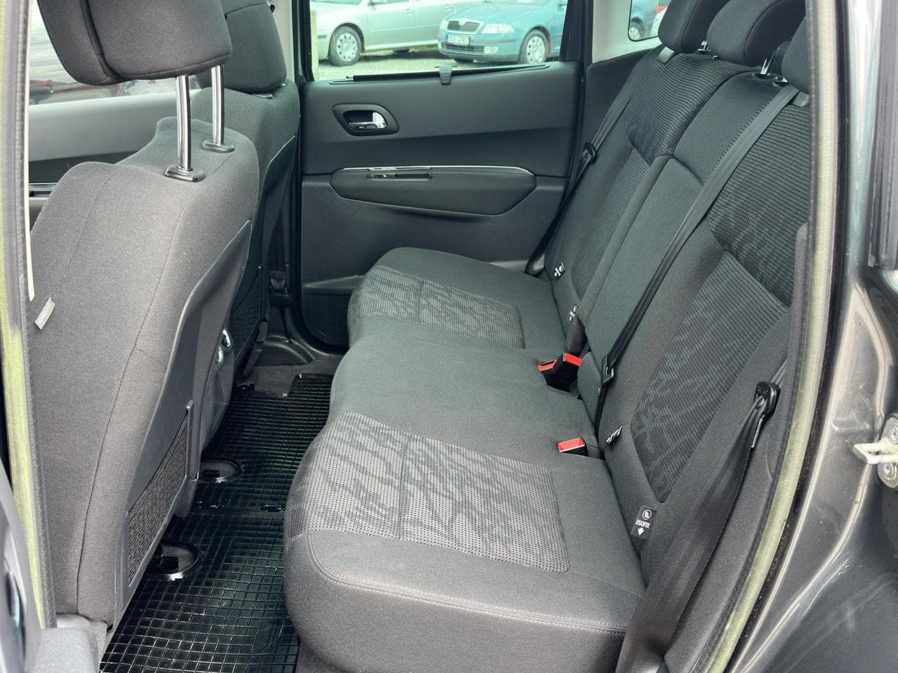 2012 Peugeot 3008 - 12