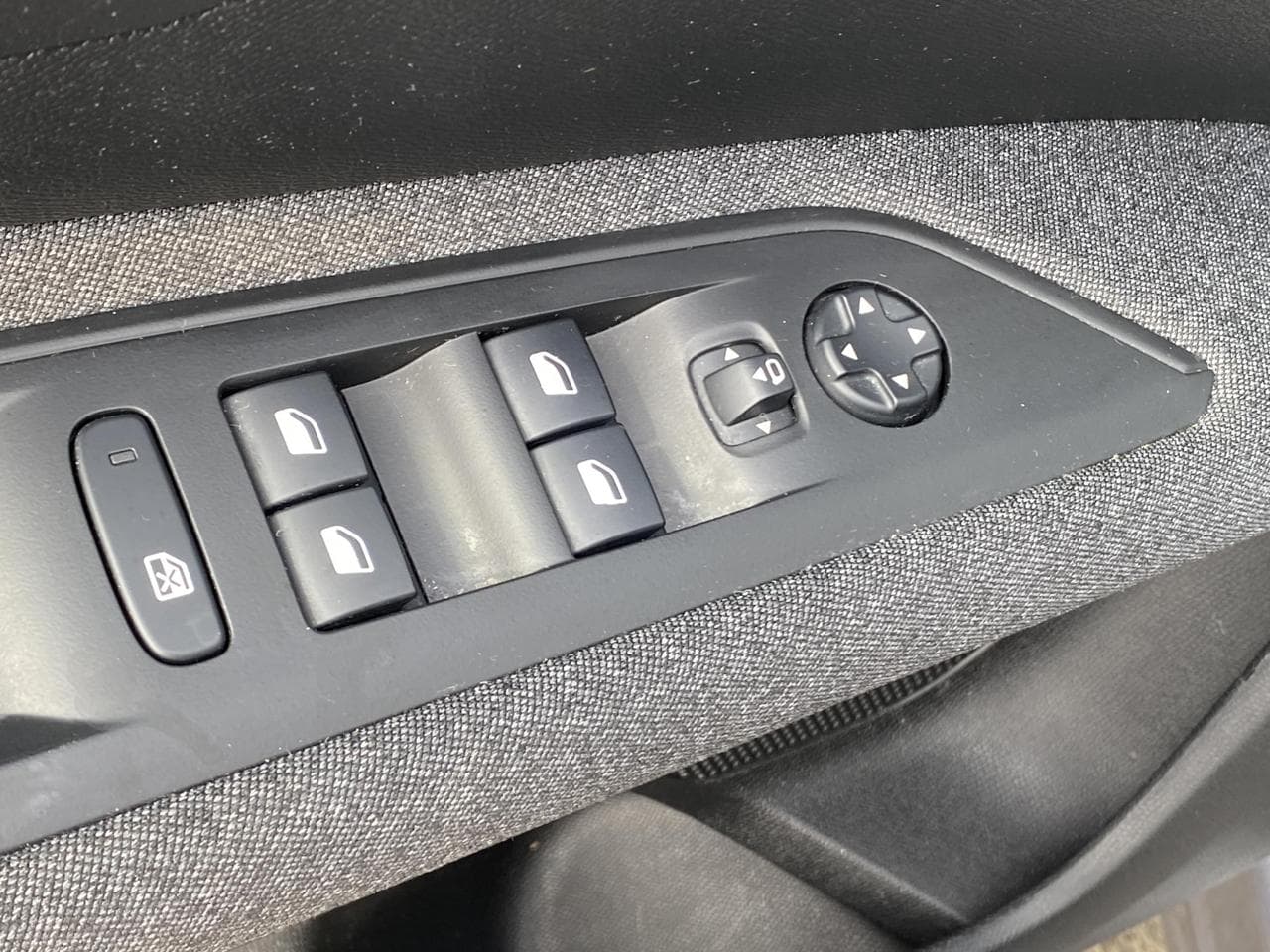 2021 Peugeot 3008 - 16