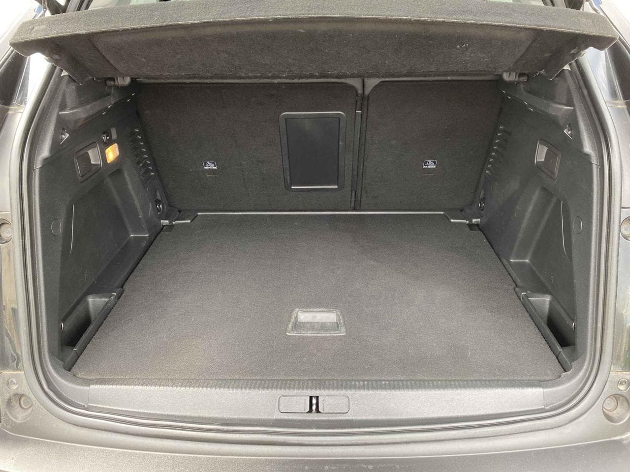 2018 Peugeot 3008 - 12