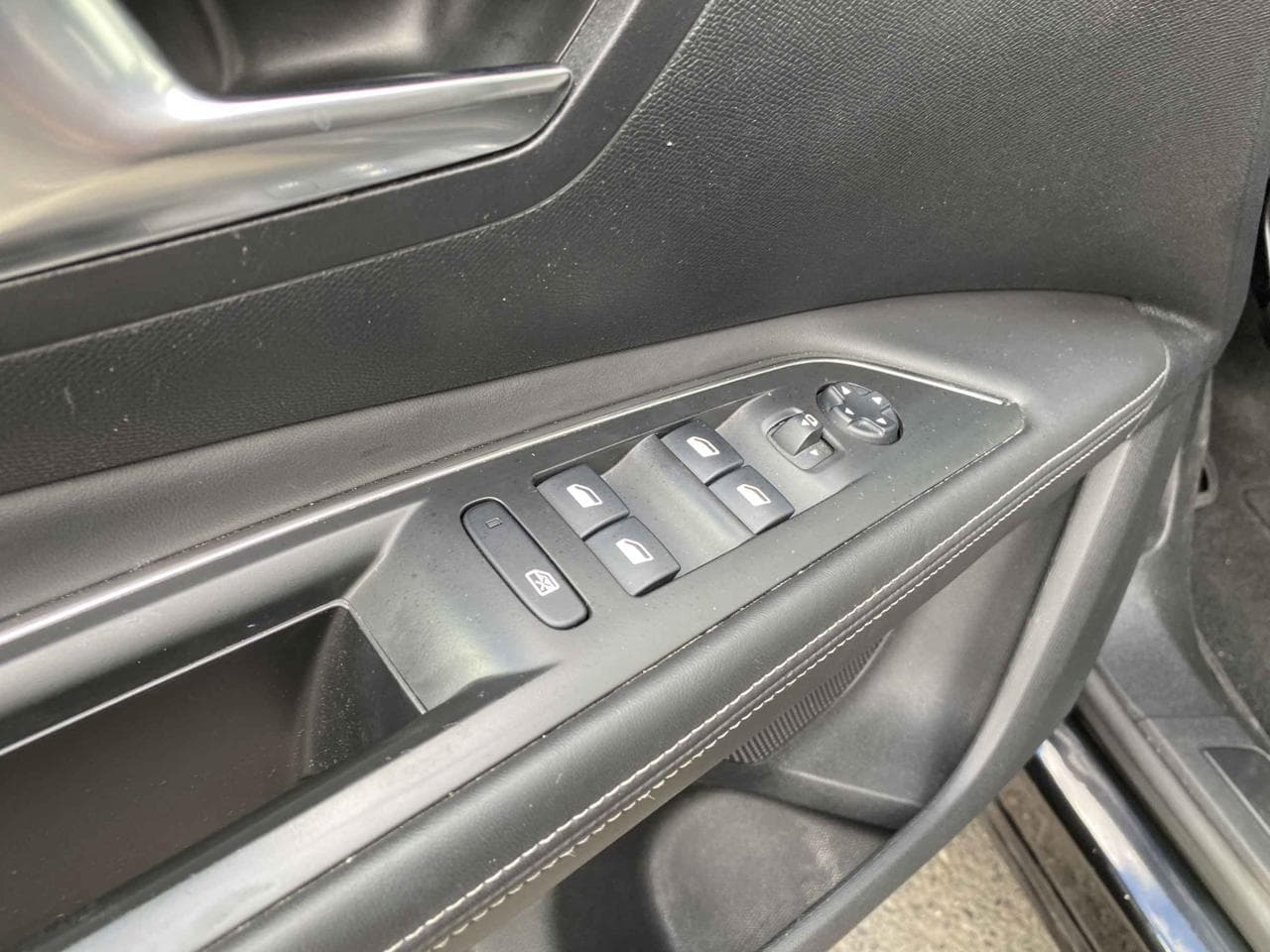 2018 Peugeot 3008 - 23