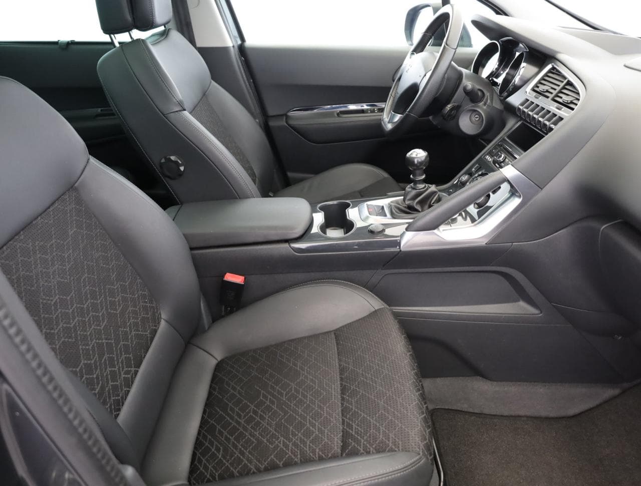 2015 Peugeot 3008 - 10