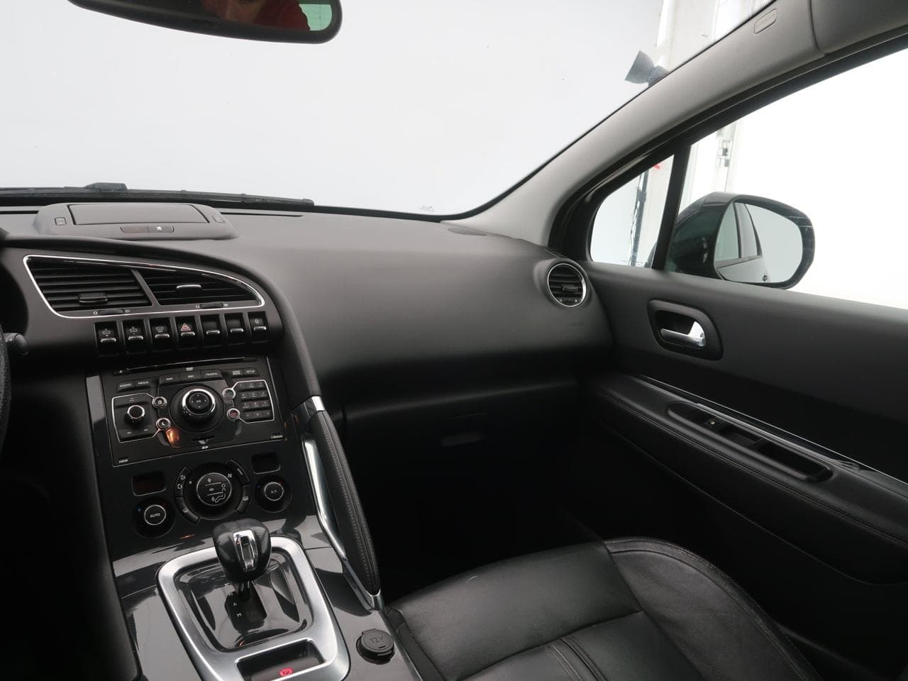 2013 Peugeot 3008 - 11