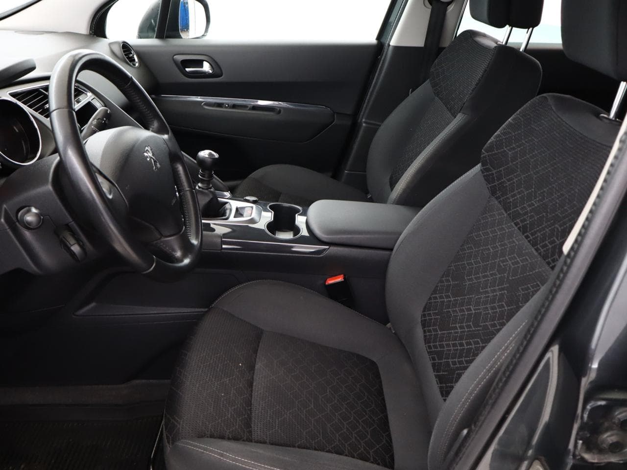 2015 Peugeot 3008 - 14