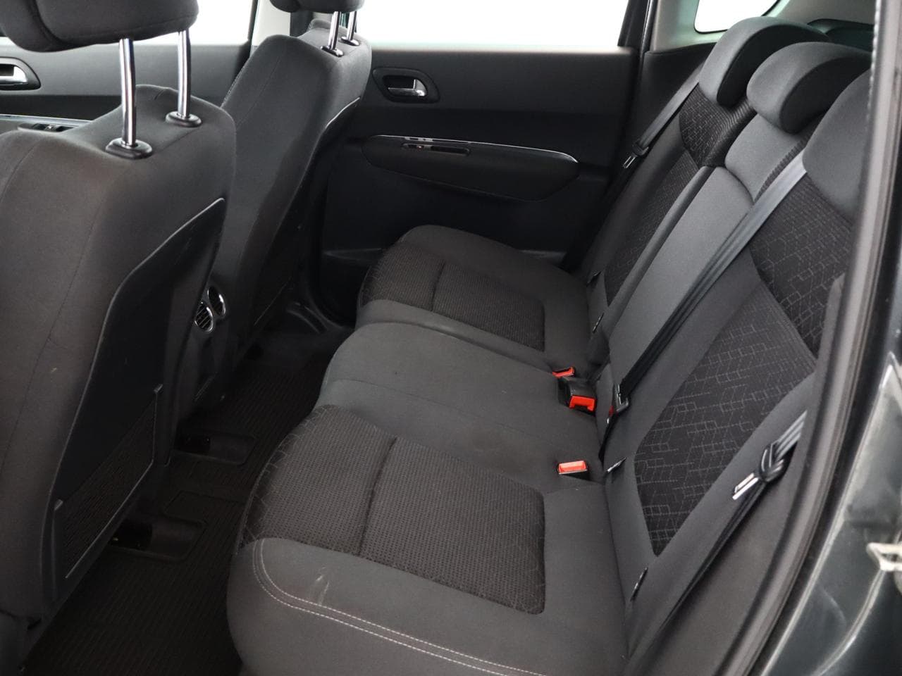 2015 Peugeot 3008 - 13