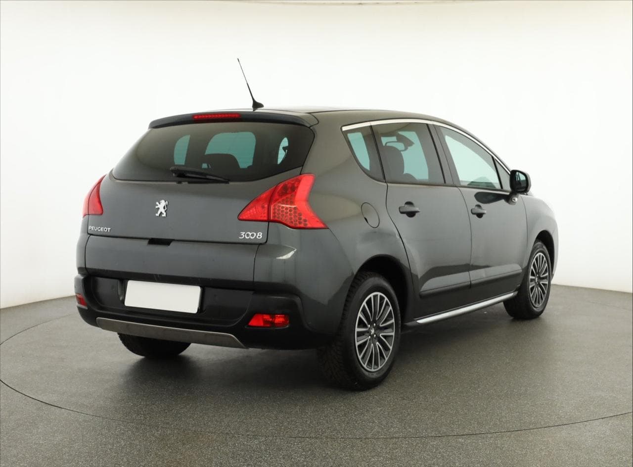 2012 Peugeot 3008 - 7