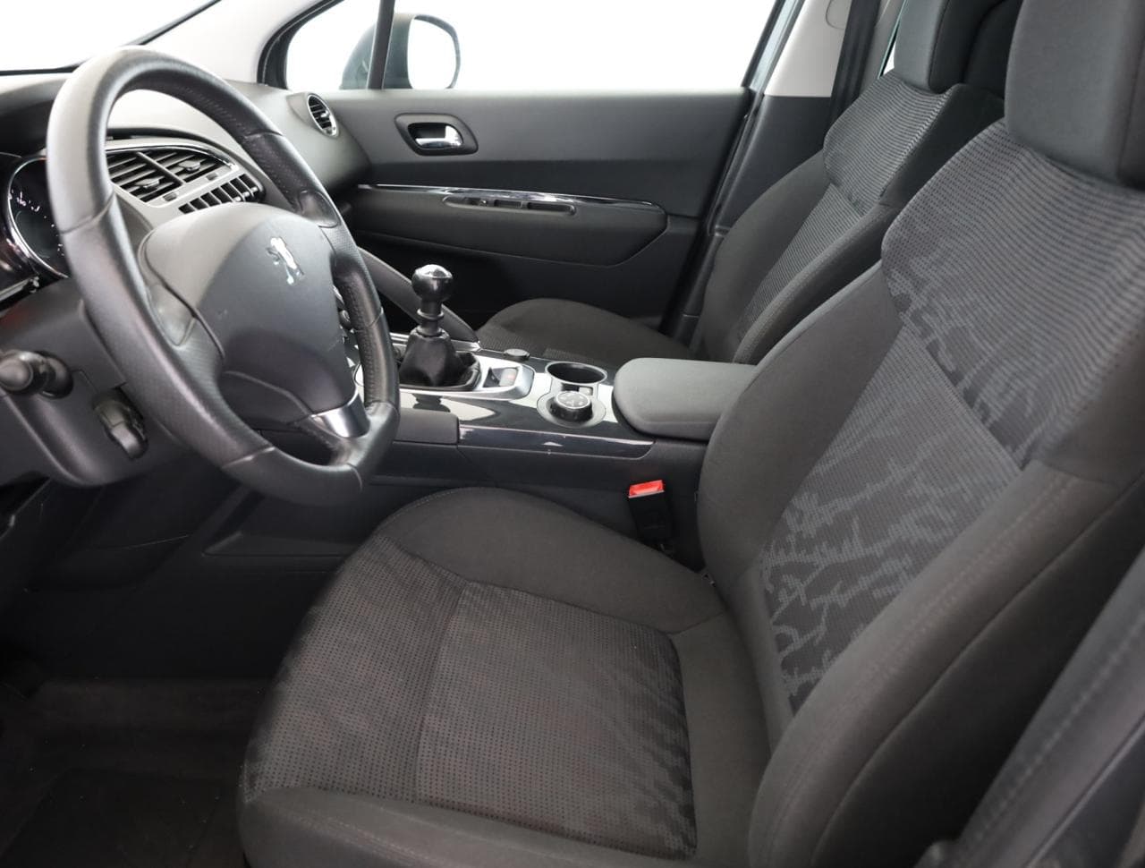 2012 Peugeot 3008 - 13