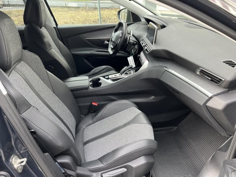 2019 Peugeot 3008 - 8