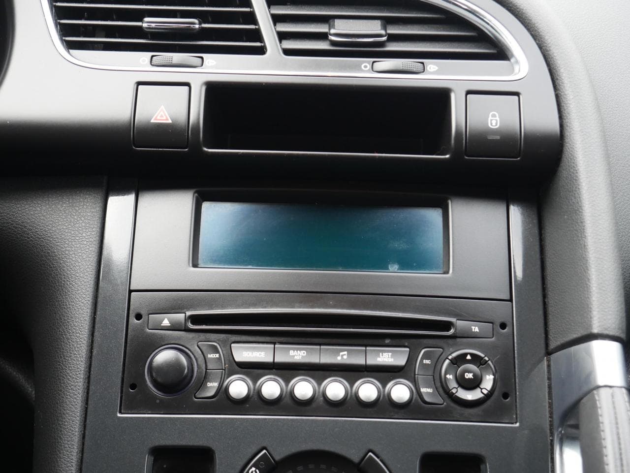 2012 Peugeot 3008 - 12