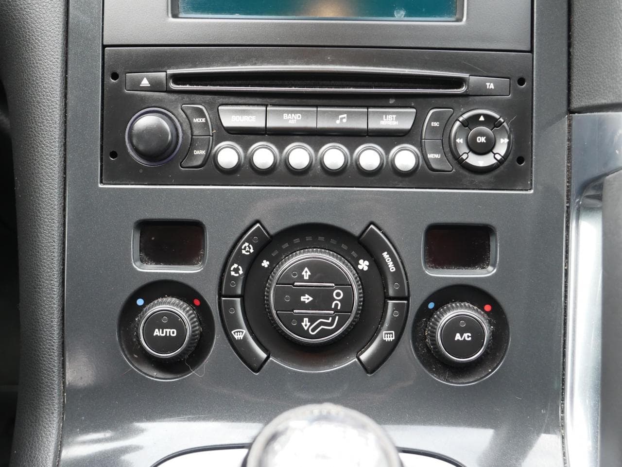2012 Peugeot 3008 - 13
